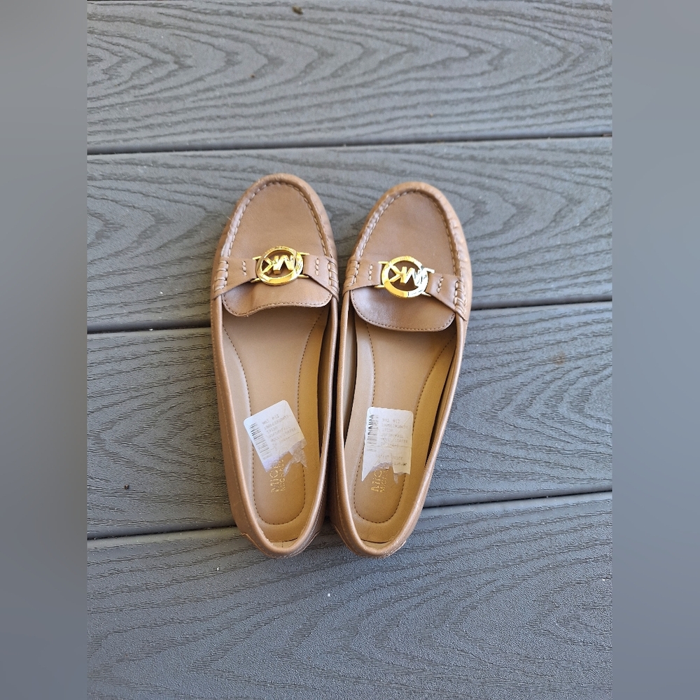 New-MK Leather Shoes sz 7 (s019)